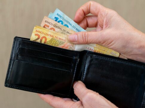 5-signos-vao-atrair-dinheiro-com-facilidade-em-2026;-veja-quais