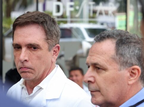 bolsonaro-esta-deprimido,-ansioso-e-tem-crise-de-soluco,-relata-medico