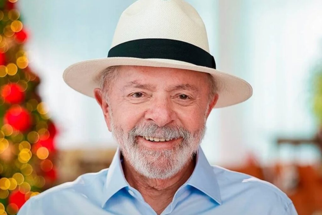 em-pronunciamento,-lula-faz-balanco-do-ano-e-prega-fim-da-escala-6×1