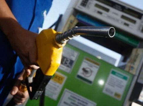 deputados-de-sp-cruzariam-o-estado-4-mil-vezes-com-gasto-em-gasolina