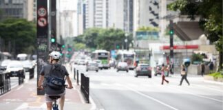 natal-quente:-confira-a-previsao-do-tempo-para-esta-quinta-feira-em-sp