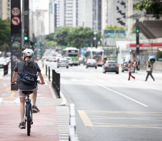 natal-quente:-confira-a-previsao-do-tempo-para-esta-quinta-feira-em-sp