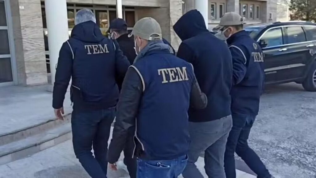 turquia:-115-sao-presos-por-planejar-ataques-para-festas-de-fim-de-ano