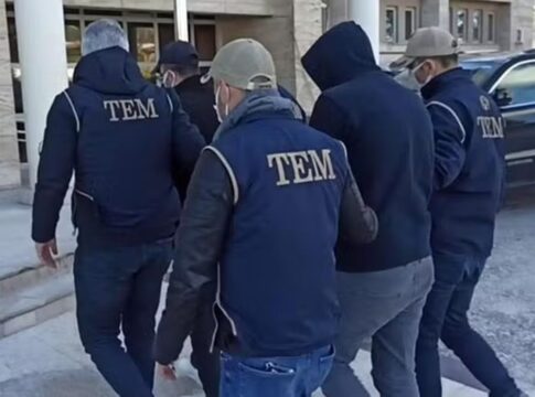 turquia:-115-sao-presos-por-planejar-ataques-para-festas-de-fim-de-ano