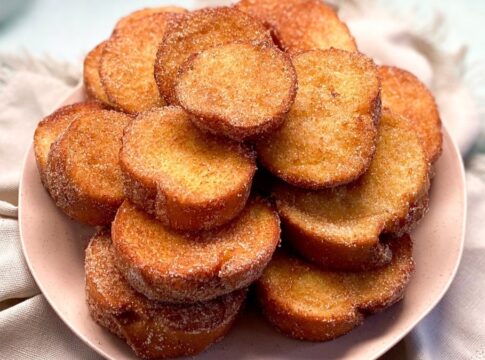 rabanada-de-panetone-na-frigideira-para-reaproveitar-a-ceia