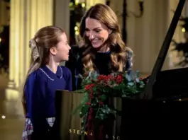 kate-middleton-e-princesa-charlotte-emocionam-em-lindo-dueto-natalino