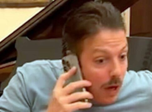 havaianas:-fabio-porchat-pede-“natal-sem-politica”-apos-video-polemico