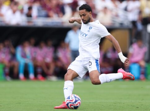 saiba-quando-renan-lodi-chega-em-bh-para-assinar-com-o-atletico-mg