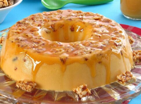 flan-de-coco-cremoso-com-poucos-ingredientes-e-preparo-simples