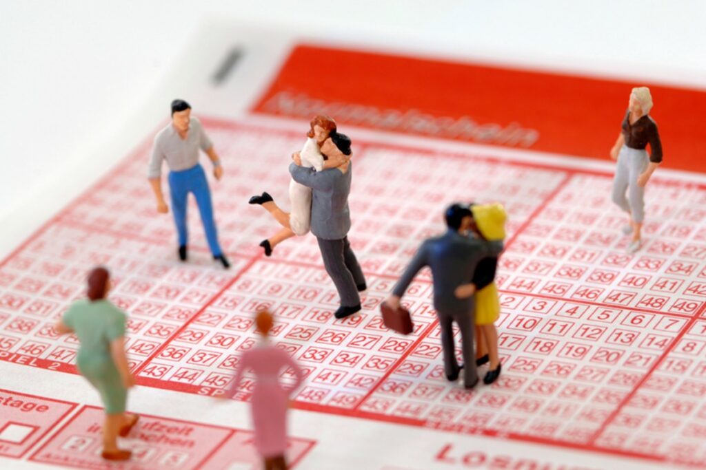 loteria-que-pagou-r$-10-bilhoes-nos-eua-e-mais-dificil-que-a-mega-sena