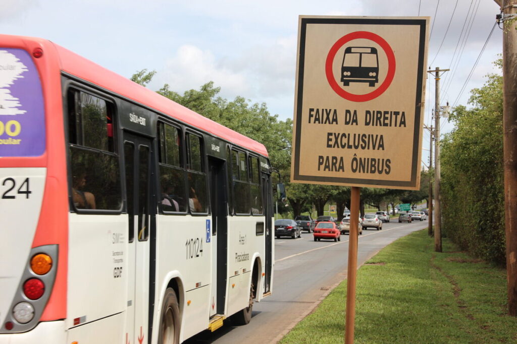 detran-faz-alteracoes-nas-faixas-exclusivas-para-onibus-no-df.-confira