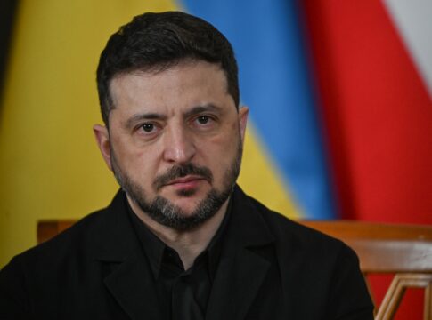 zelensky-diz-que-voltara-a-se-reunir-com-trump-“em-um-futuro-proximo”