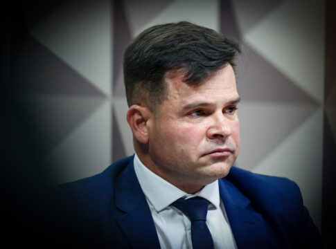 paraguai-avalia-“expulsao-sumaria”-de-silvinei-vasques-apos-prisao