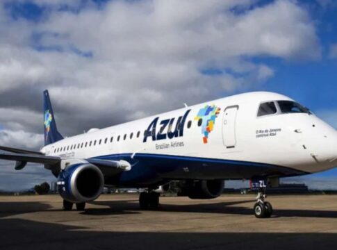 azul-tomba-na-bolsa-com-diluicao-apos-nova-oferta-de-acoes.-entenda