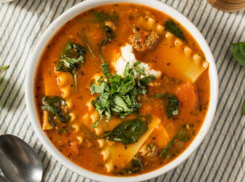faca-a-sopa-de-lasanha,-uma-das-receitas-mais-buscadas-de-2025