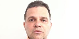 apos-ser-entregue-a-pf,-silvinei-sera-transferido-para-brasilia