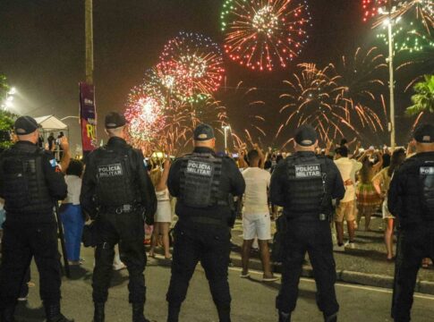 reveillon-no-rio-tera-28,7-mil-policiais-e-reconhecimento-facial