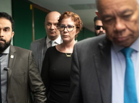 zambelli-apanha-na-cadeia-e-advogado-consegue-transferencia-de-cela