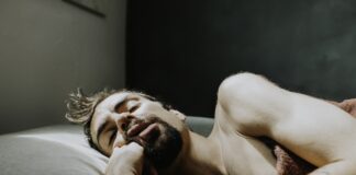 veja-como-aproveitar-as-festas-de-fim-de-ano-sem-afetar-(tanto)-o-sono