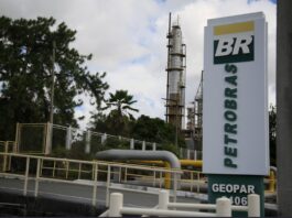 greve-na-petrobras:-13-dos-14-sindicatos-da-fup-aceitam-acordo