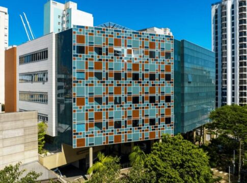 incendio-atinge-hospital-albert-einstein-em-sp.-pacientes-sao-retirados