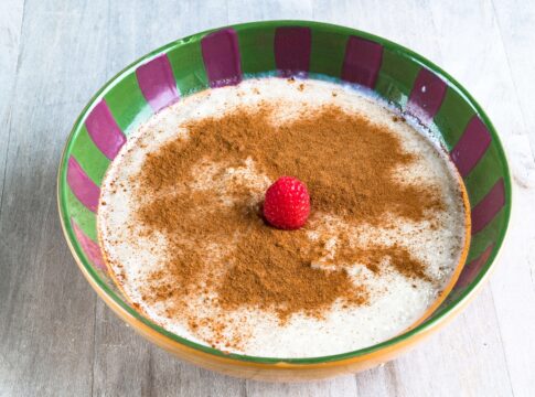 arroz-doce-cremoso:-classico-afetivo-e-superfacil-de-fazer-em-casa