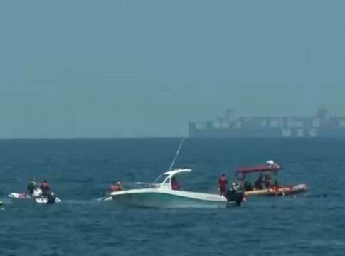 camera-flagra-momento-exato-da-queda-de-aviao-no-mar-de-copacabana