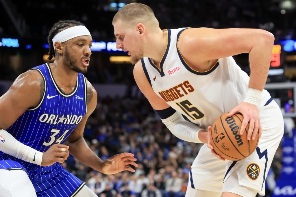 jokic-faz-triplo-duplo-em-derrota-dos-nuggets.-veja-resultados-da-nba