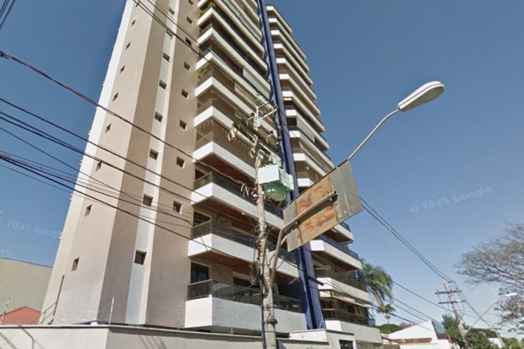 menino-de-4-anos-sobrevive-apos-cair-pela-janela-do-10o-andar-em-sp