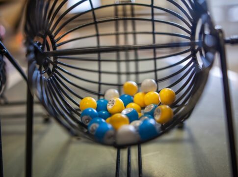 quais-numeros-apostar-na-loteria-para-ficar-rico,-segundo-o-seu-signo