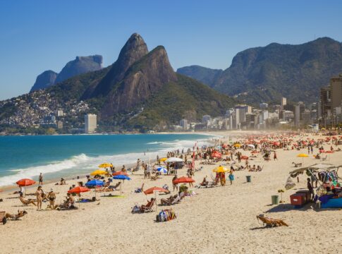 viajando-para-o-rio-de-janeiro?-15-praias-estao-improprias-para-banho