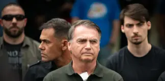 bolsonaro-faz-novo-procedimento-e-deve-passar-ano-novo-hospitalizado
