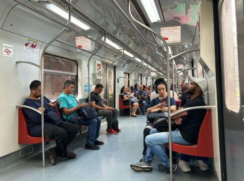 trecho-da-linha-11-da-cptm-e-interditado-por-obra.-veja-alternativas