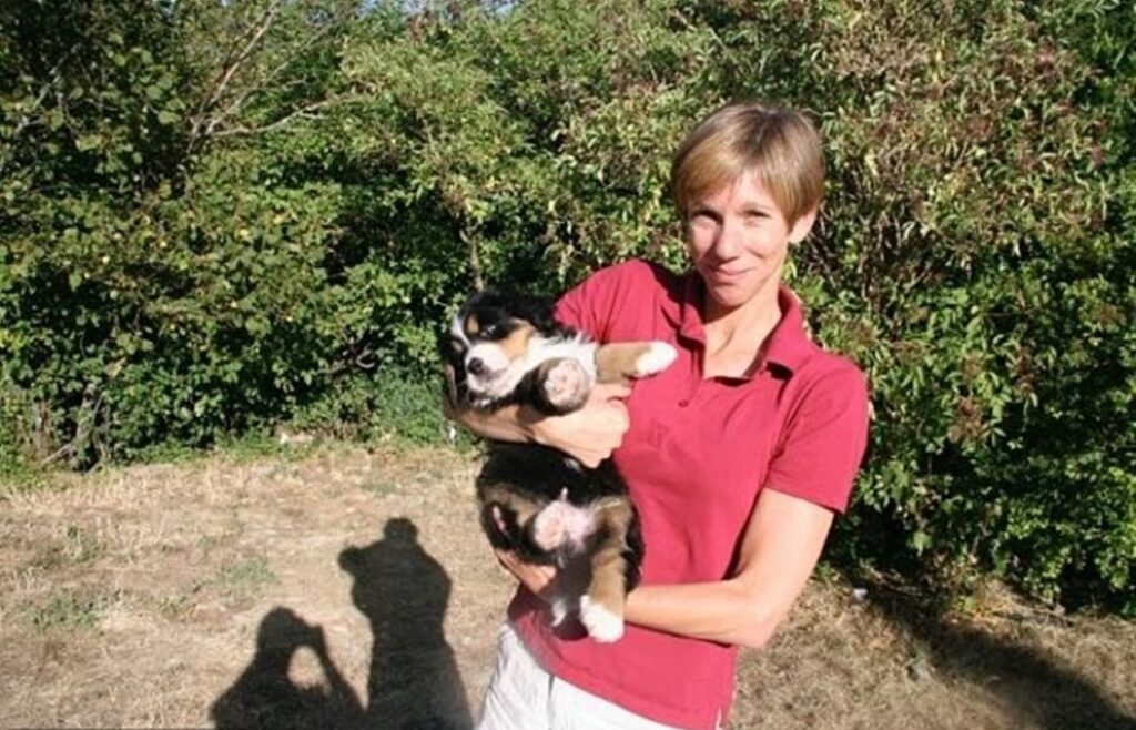 corpo-de-triatleta-desaparecida-e-encontrado-apos-ataque-de-tubarao