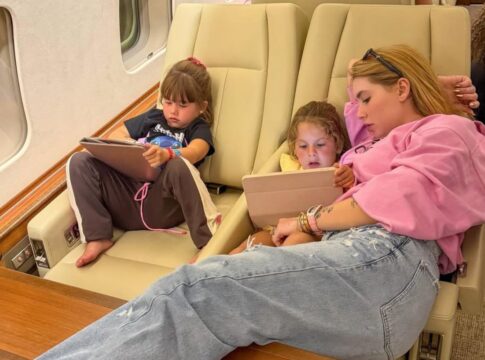 virginia-chega-a-madri-para-ano-novo-e-abre-album-de-fotos-dos-filhos