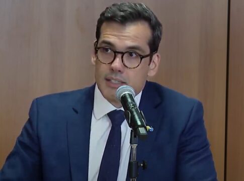 correios-apresentam-reestruturacao-com-pdv-e-fechamento-de-unidades