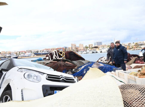 tromba-d’agua-atinge-porto-de-cidade-da-espanha