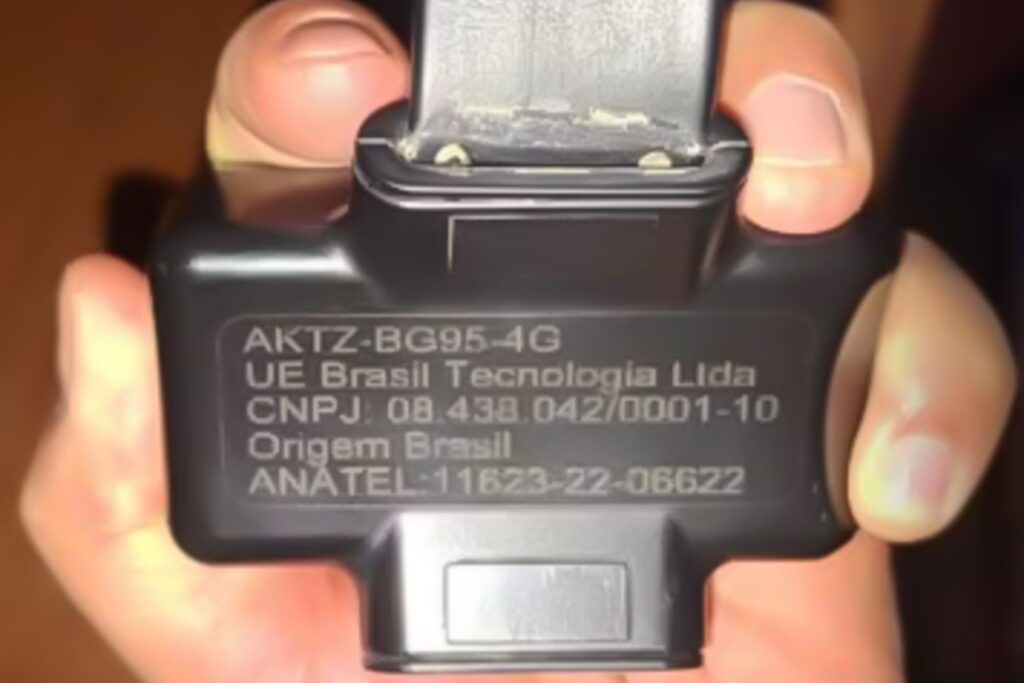 tornozeleira-de-silvinei-vasques-e-achada-em-banheiro-de-rodoviaria