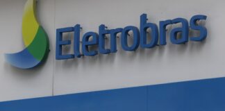 lula-veta-pl-sobre-realocacao-de-trabalhadores-da-eletrobras