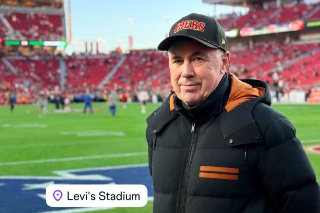 de-ferias,-carlo-ancelotti-curte-jogo-da-nfl-nos-estados-unidos