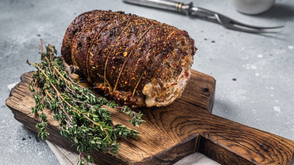 rocambole-de-carne-moida-recheado-com-presunto-e-queijo