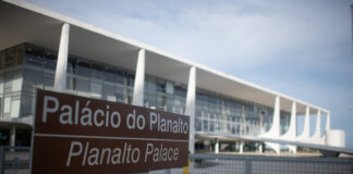 parana-pesquisas:-eleitor-prefere-vice-mulher-e-com-perfil-tecnico