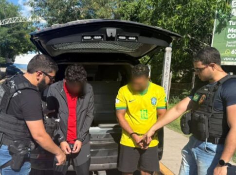 bandidos-do-pcc-sao-presos-com-arsenal-de-armas-de-guerra-na-bolivia