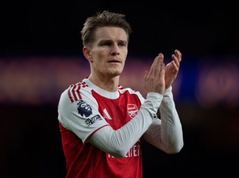 saiba-onde-assistir-arsenal-x-aston-villa-pela-premier-league