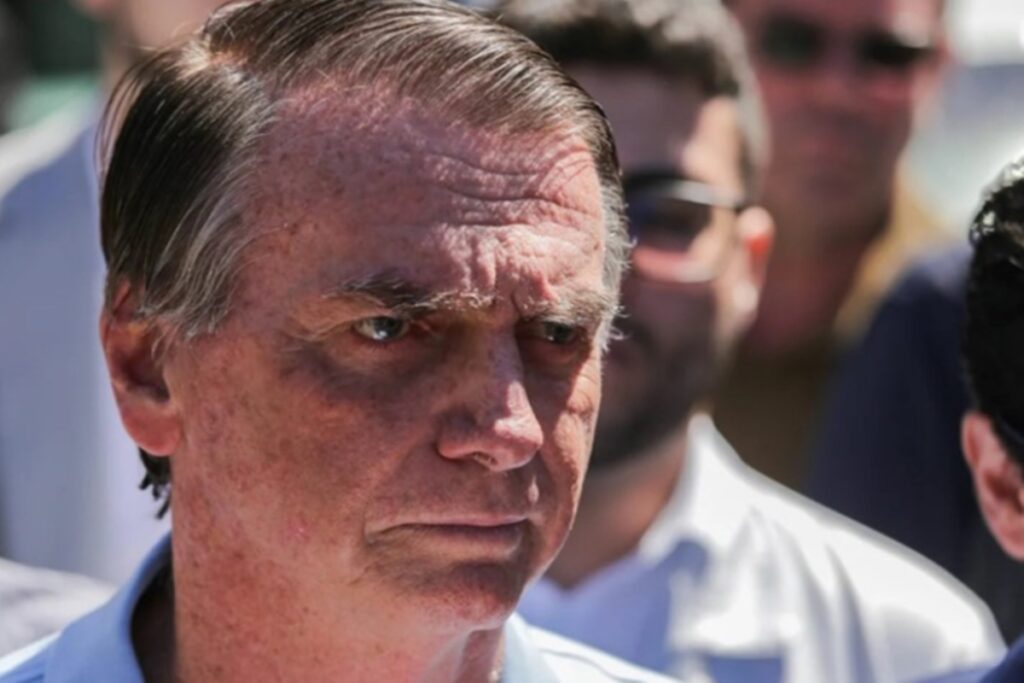pf-adia-depoimento-de-bolsonaro-sobre-bens-em-cofres-do-alvorada