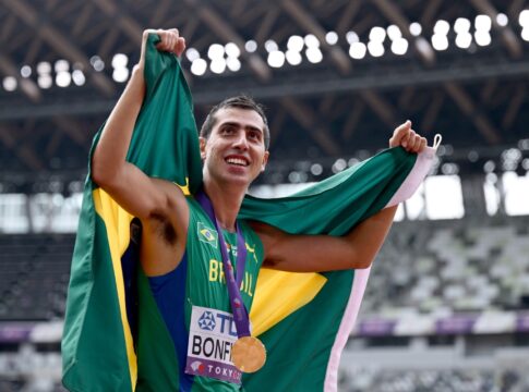 podios,-recordes-e-atleta-do-ano:-relembre-a-temporada-de-caio-bonfim