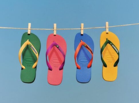 sem-susto,-nem-saia-justa.-de-havaianas-(por-tania-fusco)