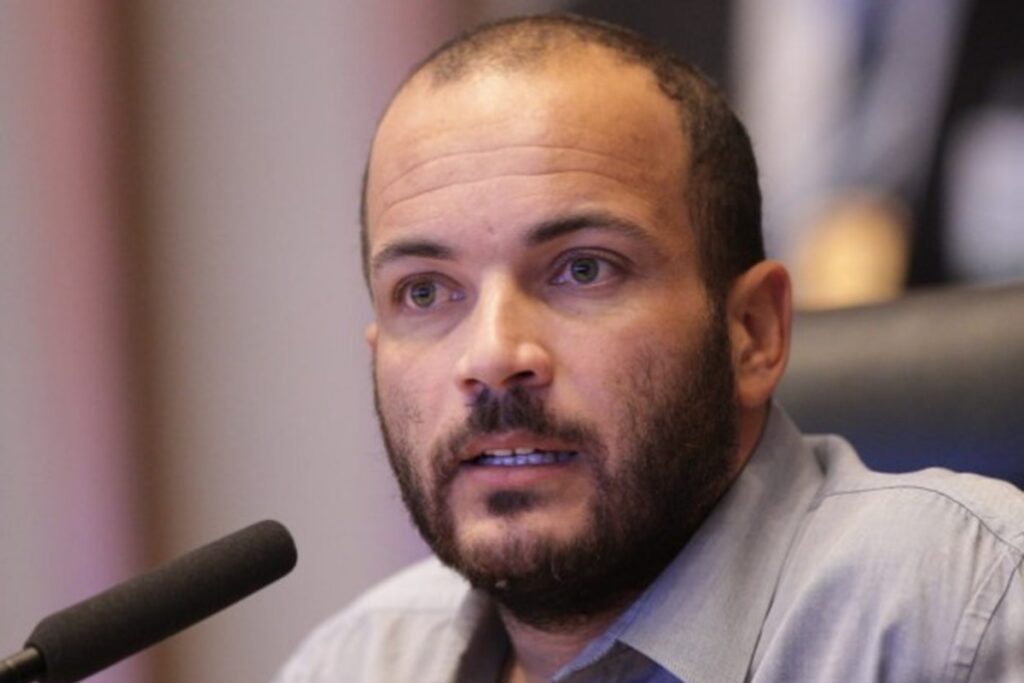 bomba-no-aeroporto-de-brasilia:-moraes-mantem-prisao-de-reu