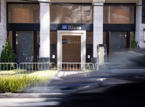 oposicao-consegue-assinaturas-para-instalacao-da-cpmi-do-banco-master