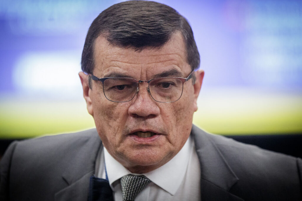 moraes-autoriza-general-paulo-sergio-a-trabalhar-para-reduzir-pena